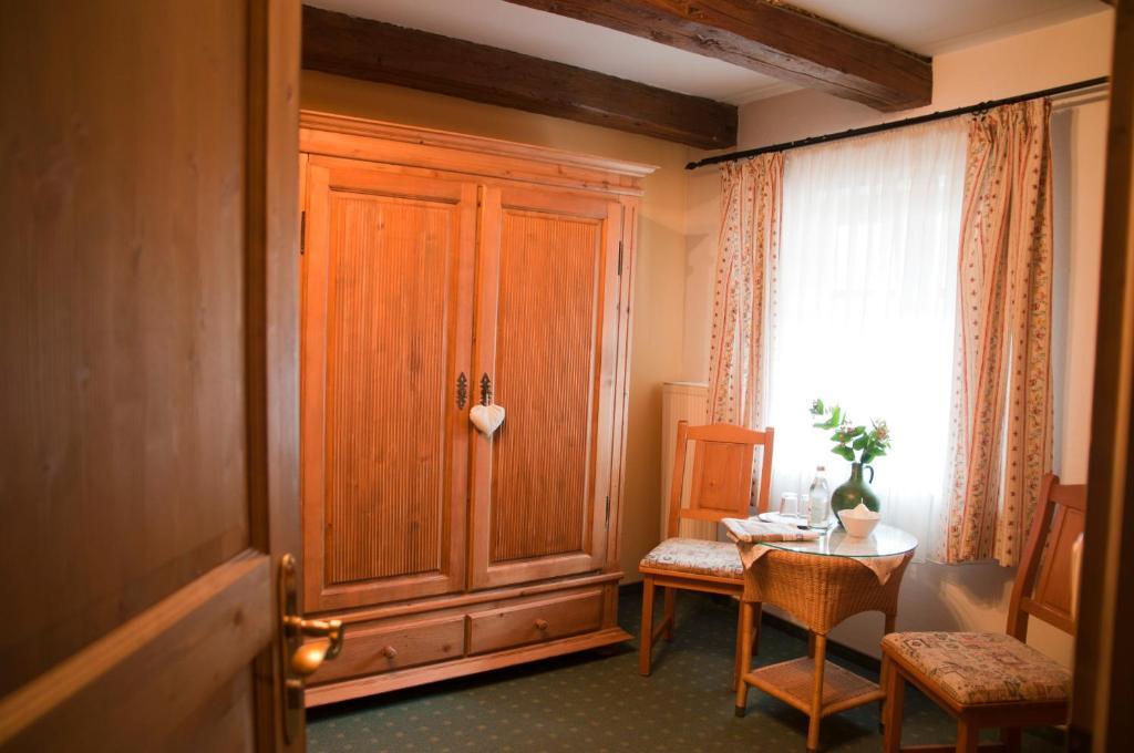 Buttenheim Hotel Schuberths Am Markt מראה חיצוני תמונה